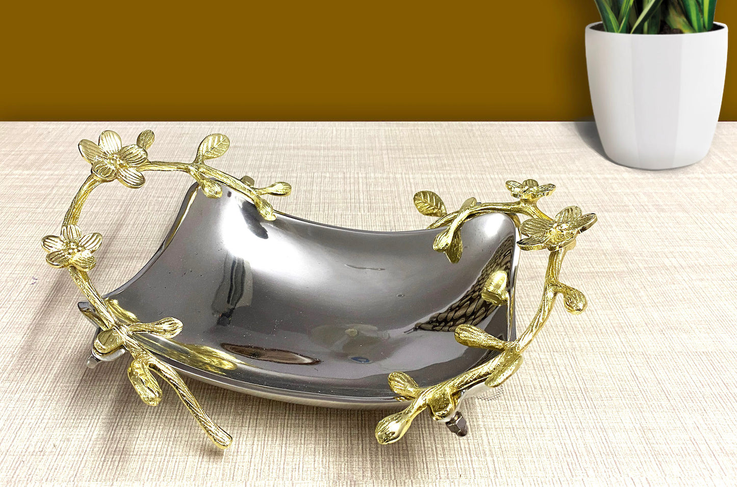 Crinds Pure Metal Luxury Brass Platter Tray for Snacks